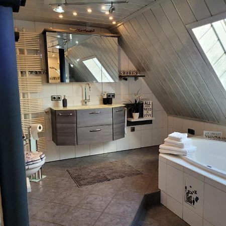 Ferienwohnung Fitness Entspannung Sauna Im Westerwald Derschen Esterno foto