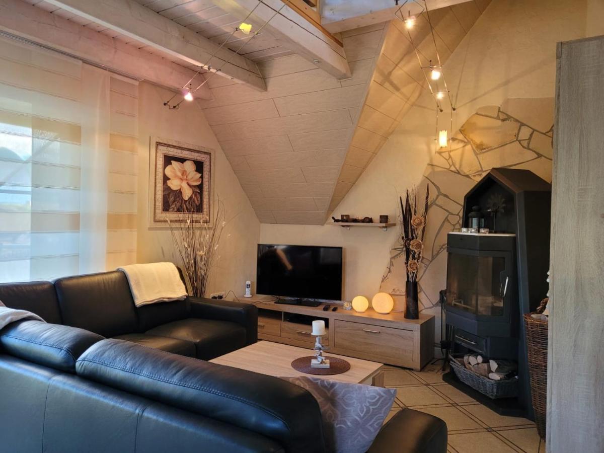Ferienwohnung Fitness Entspannung Sauna Im Westerwald Derschen Esterno foto