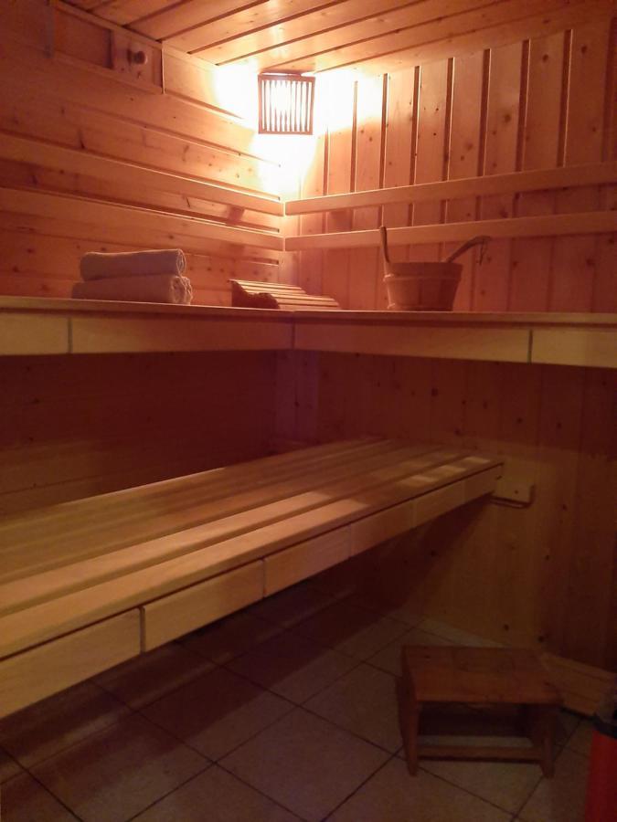 Ferienwohnung Fitness Entspannung Sauna Im Westerwald Derschen Esterno foto